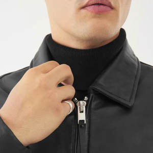 Chaqueta de Cuero Vacuno de la Colección de Invierno, con Cuello Alto, Logotipo Frontal, Ecológica, Vintage, Color Personalizado, Estilo Motero - Product Image 6