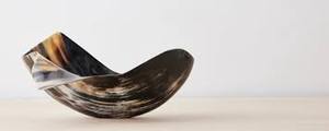 Best Selling2024 HORN Cuenco para mezclar Cuerno de búfalo decorativo ultra brillante Cuenco para servir Vajilla Hecho a mano de cuerno real natural - Product Image 4