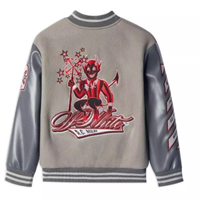 Chaqueta Varsity Roja de Alta Calidad para Mujer, Fabricada por OEM, Mangas de Piel de Oveja, Personalizable, Bordado de Chenilla de Algodón, Acolchada