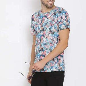 Camisetas de sublimación impresas personalizadas de alta calidad con logotipo personalizado y tamaño de manga corta con impresión de nuevo diseño para hombres - Product Image 4