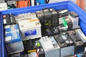 Déchets de batterie/plaque de plomb drainés et lingot de plomb 99.97% - Product Image 4