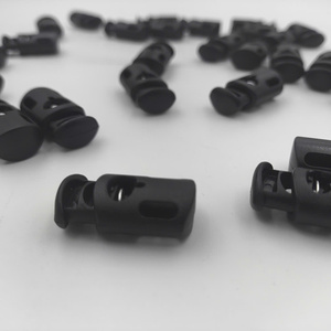 Bouchon plastique noir 27x15mm pour fil de 7mm - Product Image 5