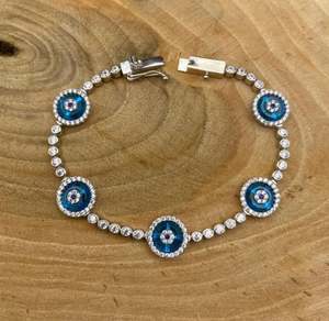 Elegante pulsera de tenis de plata de ley de 925K con diamantes redondos cultivados en laboratorio Regalo lujoso para mujeres - Product Image 1