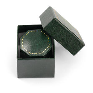 Jeulia Luxurious Vintage Green Octagon Velvet <b>Ring</b> <b>Box</b> for Jewelry - Product Image 5
