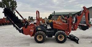 Zanjadora de ruedas Ditch Witch RT80 usada de 2010 con motor, caja de cambios, rodamientos y bomba, origen estadounidense - Product Image 3