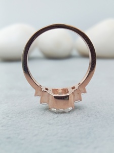 Bague de fiançailles solitaire en diamant taille émeraude 1.5ct pour femme VVS Lab Grown 14k 18k Gold pour GIA IGI Parties Anniversaires - Product Image 5