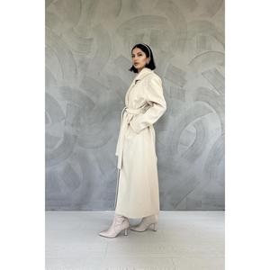 Abrigo Midi Tejido Beige al por Mayor con Diseño Cinturado y Característica Cortavientos - Product Image 3