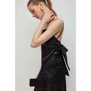 Chemisier en satin avec détail lacé au dos - Product Image 3