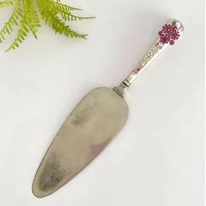 Elegante juego de utensilios metálicos para servir pasteles con mango decorativo, cuchillo para postres y tartas, vajilla para decoración de fiestas - Product Image 4