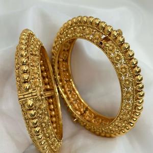 Designer de haute qualité plaqué or mat beau look deux ensembles de bracelets bracelets ouvrables élégants pour les femmes pour les vêtements de mariage - Product Image 1