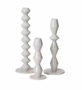 Candelabro de Metal Dorado de 5 Brazos con 2 Portavelas Cónicos, Forma Alta para Decoración de Mesa de Boda, Hogar, Navidad - Product Image 1