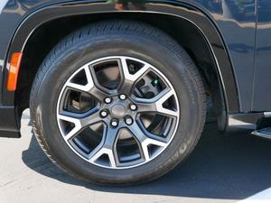 Gran Oferta: Jeep Wagoneer Serie III 4x4 Usado 2023, Listo para Enviar - Product Image 2