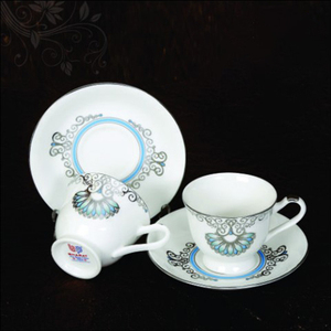 Assiettes de salle à manger fines Service de dîner décontracté Plats en céramique Vaisselle rustique Céramique peinte à la main Service de dîner artisanal Din en céramique blanche - Product Image 4