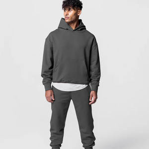 Sweat à capuche contemporain pour homme conçu pour les marques de mode urbaine et de rue offrant une personnalisation OEM et une production de marque privée - Product Image 1