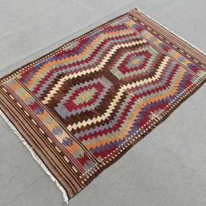 3.1x4.8 ft Rug, Vintage Kilim Rug, Turkish <b>Red</b> <b>Wool</b> Bordered Rug - Product Image 2