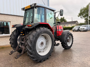 Tracteur utilitaire puissant Massey Ferguson à vendre - Product Image 5