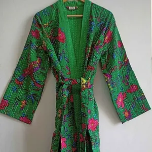 Indische Baumwolle Kantha Quilt Lange Kimono Bademantel Nachtwäsche Kleid Kleid Vogel druck Patchwork Papagei Grüne Farbe Frauen Lässige Roben