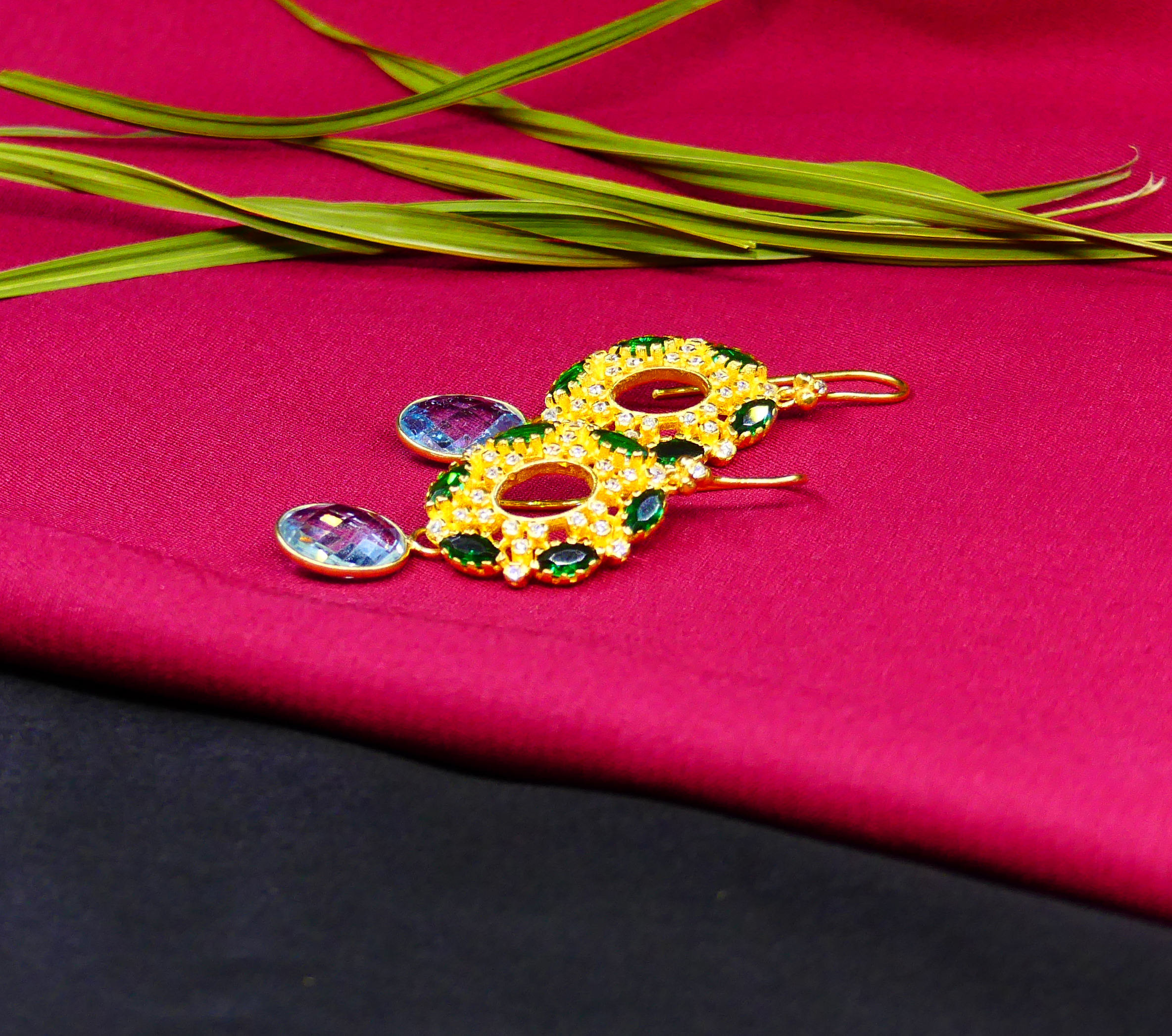 สีเหลือง