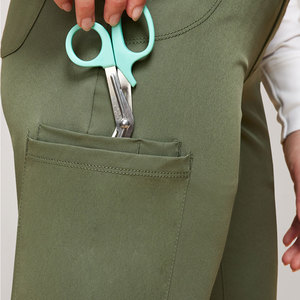 Moda mujer esteticista ropa de trabajo salón de belleza Spa uniforme nueva moda esteticista uniformes mujeres Scrub conjuntos - Product Image 5