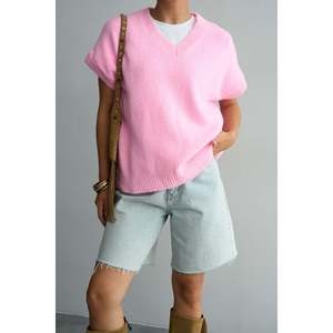 Suéter Rosa Caramelo con Cuello en V - Product Image 3