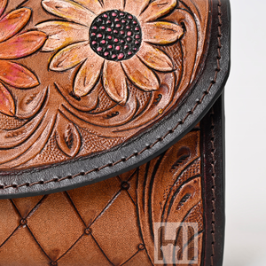 Cartera de Cuero Vacuno con Diseño Floral de Lujo para Mujer, Triple Pliegue, con Bloqueo RFID y Borla - Product Image 2