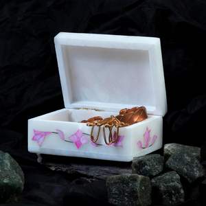 Boîte à bijoux en marbre rose faite à la main de meilleure qualité avec approvisionnement direct en nacre depuis l'Inde - Product Image 4