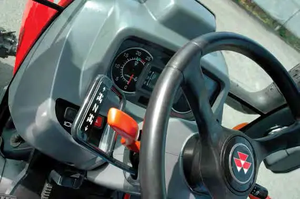 Tracteur Massey Ferguson 4610 à vendre à bon prix, entretien inclus - Product Image 6