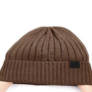 OEM Service New Fashionable Winter Beanie Hats Soft Fabric Customized Color Jacquard Beanies In <b>Low</b> Price - Product Image 4