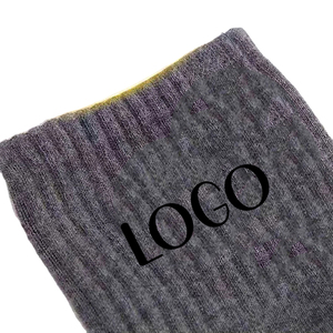 Chaussettes d'athlétisme personnalisées à compression adaptées aux équipes de basket-ball en cours d'exécution en salle de sport Tissu de haute qualité brodé avec logo personnalisé - Product Image 6