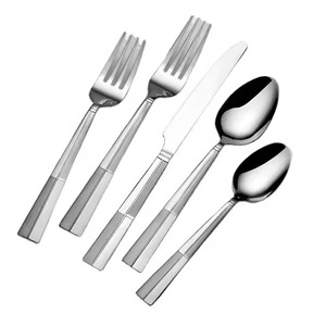 Juego de Cubiertos de Acero Inoxidable de Estilo Lujoso, Tenedor, Cuchara, Cuchillo para Uso en Hoteles y Comedores Domésticos - Product Image 6