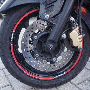 Strisce Adesive Tmax su Misura per Scooter Yamaha 500 T MAX 2001-2007, Adesivi per Cerchioni e Ruote per Decorazione e Logo - Product Image 1