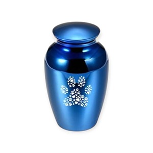 Urne commémorative artisanale en argent gravé avec motif floral et couvercle à motif de feuilles traditionnel pour l'affichage des cendres - Product Image 2