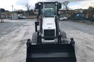 Minicargadora Hidromek HMK 62SS, retroexcavadora compacta, cargadora de trabajos agrícolas y utilitarios para construcción - Product Image 4