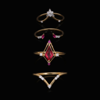 Bague de mariage unique en forme de cerf-volant avec 3 bandes de diamants en or 14 carats-Ensemble de bagues de mariée et d'anniversaire en rubis de style antique