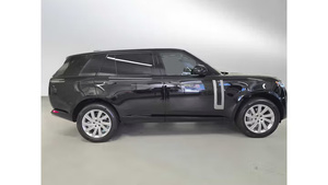 Land Rover Range Rover P400 SE LWB 2025 de 7 Plazas, Seminuevo - Product Image 6