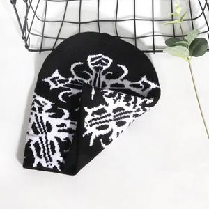 Vente en gros de mode de haute qualité avec logo Oem personnalisé chapeau d'hiver hommes femmes chapeau hip-pop bonnet en tricot croisé - Product Image 3
