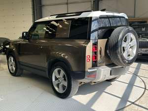 SUV d'occasion 2024, importation européenne, conduite à gauche, moteur 4.1-6L, transmission automatique, sièges en cuir, livraison rapide disponible - Product Image 4