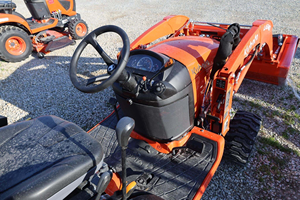 รถแทรกเตอร์ KUBOTA BX23S ใหม่สำหรับขาย สั่งซื้อเลยเพื่อจัดส่งทันที กะทัดรัดและทรงพลัง พร้อมตัวเลือกติดตั้งหัวคีบ ราคาประหยัด - Product Image 6