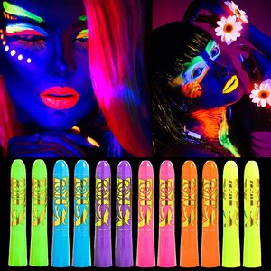 Barras de Pintura Corporal, NUEVAS, 6 Colores, Duraderas, No Tóxicas, Ecológicas, Fluorescentes, Ideales para Fiestas, Carnavales y Eventos - Product Image 5