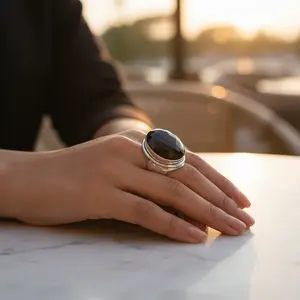 Anillo Boho de Plata 925 con Baño de Rodio y Ónice Hecho a Mano para Mujer - Product Image 3