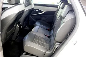 2026 PI-GE0T 5008 III Bajo Kilometraje Motor en Buen Estado Transmisión AUTOMÁTICA Techo Panorámico Luces Listo para Enviar - Product Image 2