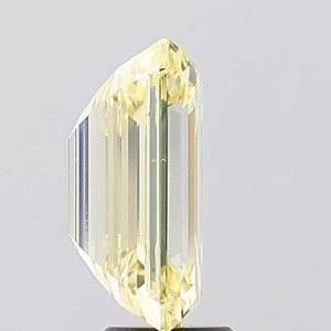 Diamant blanc de laboratoire taille émeraude 2,00 carats, qualité VS1, excellente taille, certifié IGI, HUMERA JEWELS, prix d'usine - Product Image 2