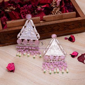 Pendientes largos oxidados de plata de diseñador, joyería con tachuelas de triángulo de plata antigua para mujeres y niñas para fiesta de boda - Product Image 2