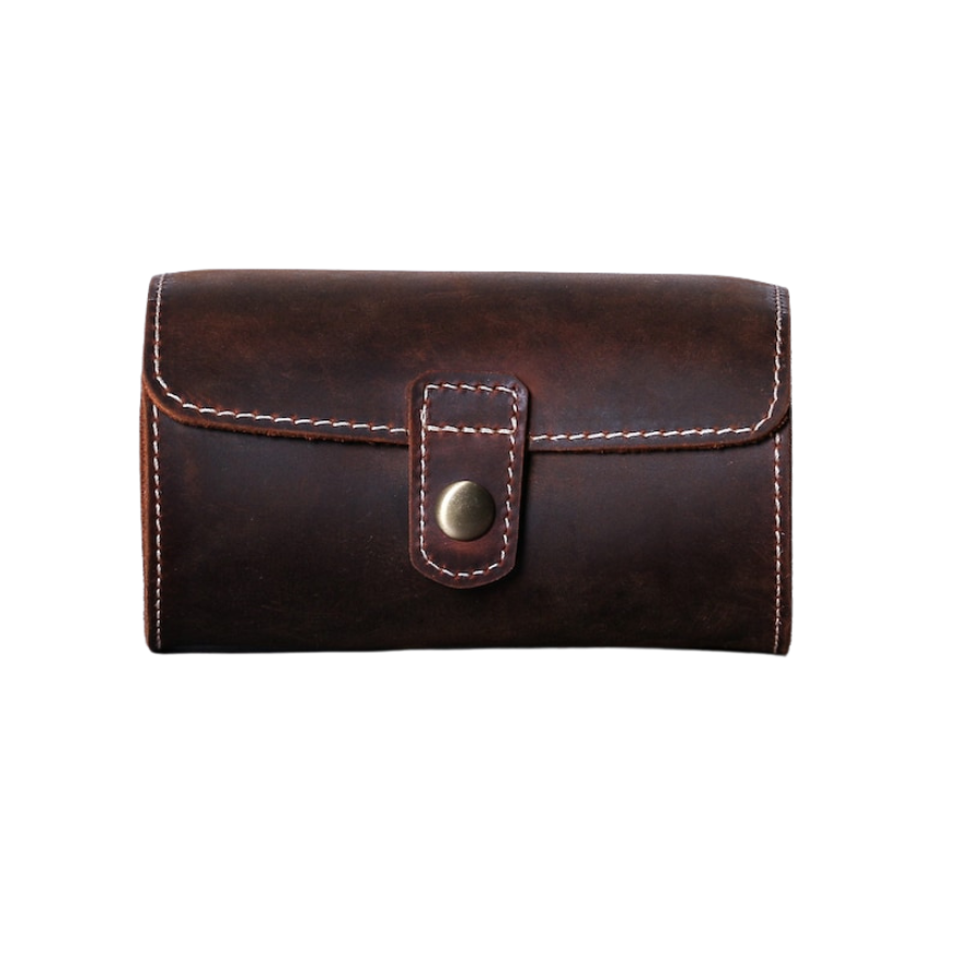 สีน้ำตาลเข้ม