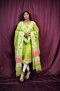 Ligero BARFI Motif Dupatta con Churidar Piece/Traje para Niñas para vestidos de novia - Product Image 4