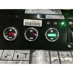 2026 AGROTK MX-CRT23 Motor de Gasolina de 23 HP, Producto en Nueva Condición con Cucharón de Acoplamiento Rápido - Product Image 2