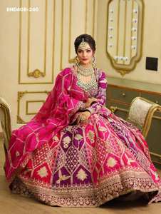 Magnifique Lehenga Choli en Faux Georgette avec Broderie Intriquée de Fils et de Paillettes, Fabricant de Mode Féminine - Product Image 5