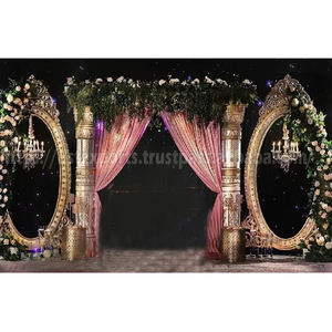 Décoration de scène de réception de mariage de rêve, cadres et piliers dorés, décoration de scène de mariage, panneaux FRP les plus vendus pour la scène de mariage au Royaume-Uni - Product Image 1