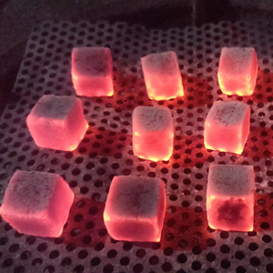 Explora carbón vegetal orgánico adecuado para narguiles y shisha, un carbón vegetal de cáscara de coco para compradores de carbón vegetal. - Product Image 1