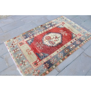 Alfombra Turca con Diseño Floral Rojo y Azul, 3.6x5.9 pies, de Lana - Product Image 3